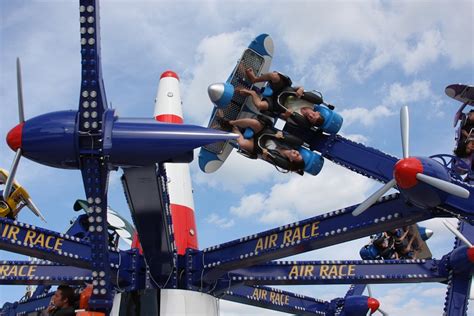 Air Race – Playland's Castaway Cove