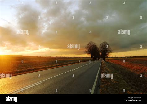 end of the day Stock Photo - Alamy