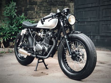 Keeway Cafe Racer 152 | Cafe Racer By MaxiMoto Customs | Cafe racer ...