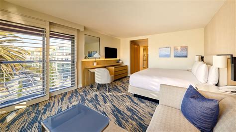 Santa Monica Hotel Rooms | Loews Santa Monica Beach Hotel