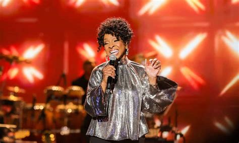 10 Best Gladys Knight Songs of All Time - Singersroom.com