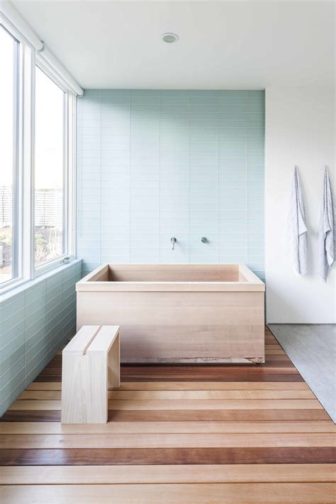 10 Minimalist Bathroom Ideas - Dwell