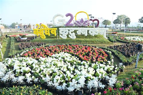 The Ahmedabad Riverfront Flower Show 2023 honours India's G20 ...