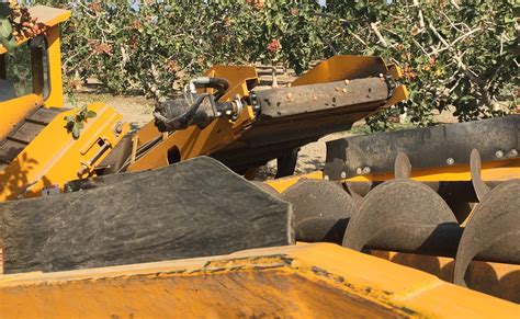 Pistachio Harvesting - SS Sprayers