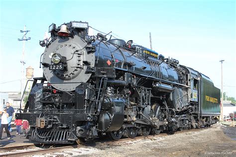 Pere Marquette 2-8-4 Steam Locomotive No.1225 Train Festival 2009 | RailroadForums.com ...