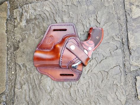 Smith and Wesson Model 686 plus 3 inch OWB holster + front snap ...