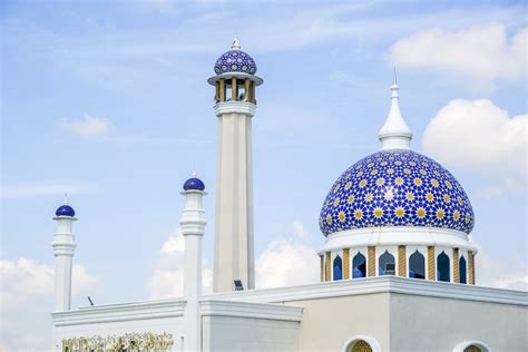 Brunei International Airport Mosque in Bandar Seri Begawan