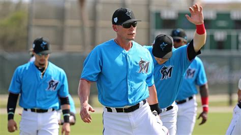 How Marlins’ roster, starting battles stack up in spring training | Miami Herald