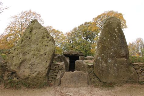 Wayland’s Smithy, Oxfordshire, England | Visions Of The Past