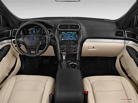 2017 Ford Explorer: 203 Interior Photos | U.S. News