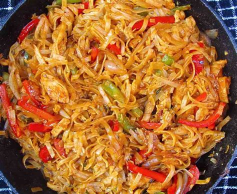 Spicy Chicken Noodle Stir Fry - Ev's Eats