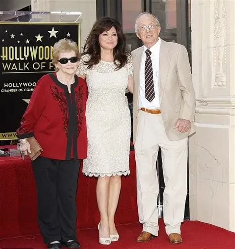 Valerie Bertinelli Net Worth - NetWorthDekho