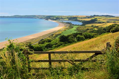 Beautiful places to stay in Devon by the sea | Dart Valley Cottages