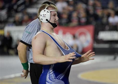 Must-watch 14 Washington high school boys wrestlers heading into ...