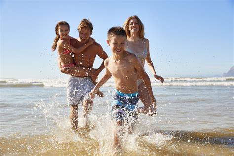 Fun Activities for the Beach the Kids will Love - Myrtle Beach Vacation ...