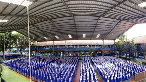 Menyanyikan Mars Gema Anti Narkoba – SEKOLAH SMKN1 CIBINONG