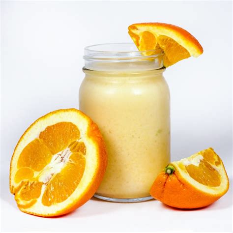 Orange-Mango Smoothie – The Vegan Rhino