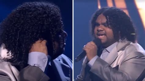 Australian Idol winner Royston Sagigi-Baira sets the record straight about on-stage mishap | 7NEWS