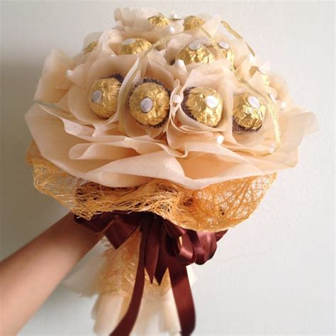 EdenFlora Bouquet & Gifts: 24 pcs of ferrero rocher bouquets