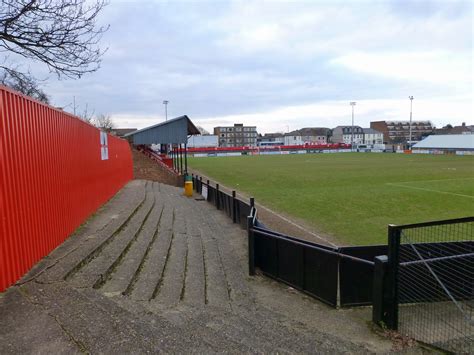 Extreme Football Tourism: ENGLAND: Welling United FC