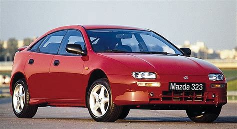 Mazda 323 Hatchback 1994 - 1997 reviews, technical data, prices