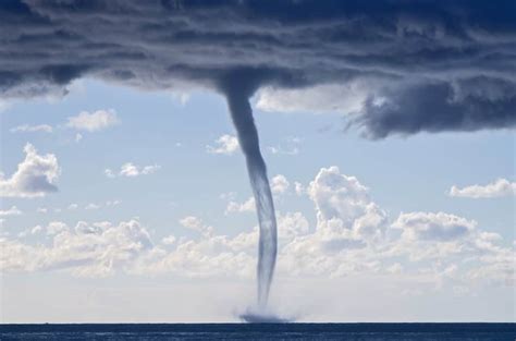 Waterspout Wisdom | Chesapeake Bay Magazine