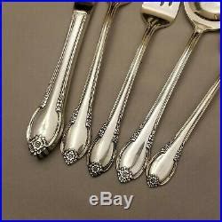 1847 Rogers Bros IS REMEMBRANCE 52 Pc Set for 8 Silverplate Silverware ...