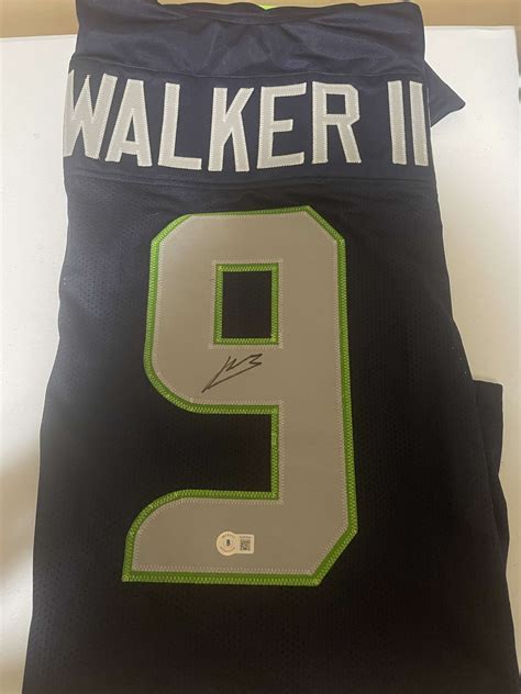 Seahawks signed Walker Jersey – Father N Sons Sports Memorabilia