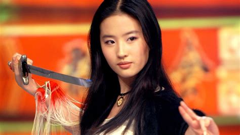 Disney's Live-Action Mulan Finds Its Lead Actress | Actresses, Live ...