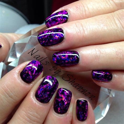 {Nails} Foils by shannonunderwoodnails's photo on Instagram #nails # ...