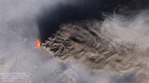 Eruption of Klyuchevskoy volcano from the satellite, Kamchatka, Russia. November 1, 2023. : r ...