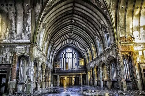 Abandoned church in Detroit (With images) | Abandoned churches ...