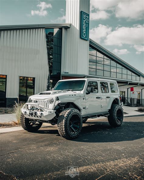 2021 Jeep Wrangler Sport White – Mall Crawlers Inc