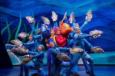 FIRST LOOK: 'Finding Nemo: The Big Blue...and Beyond!' at Disney's ...