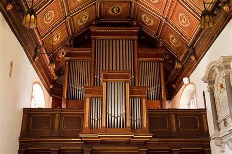 A Pipe Organ or Kumbayah? | Fr. Dwight Longenecker