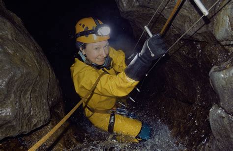 Introduction to Caving - Beginner Caving Courses in the Peak District