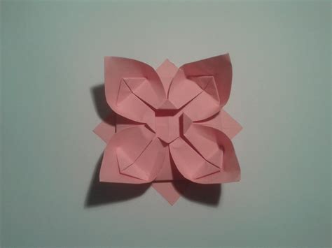 How to make an easy origami flower | origami | Pinterest | Regenbögen ...