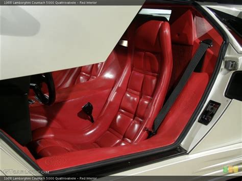 Red Interior Photo for the 1988 Lamborghini Countach 5000 Quattrovalvole #86440 | GTCarLot.com