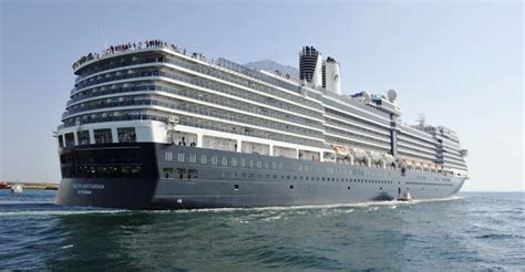 Holland America Line Restarts Cruises from the U.S.