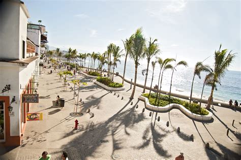 Malecon Puerto Vallarta | Puerto vallarta, Vallarta, Puerto vallarta mexico