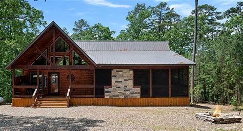 Beavers Bend Cabins | Broken Bow Cabins | Beavers Bend Lodging in Oklahoma