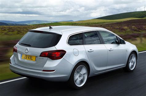 Vauxhall Astra Sports Tourer review | Autocar