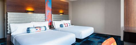 Hotel Room Boston | Aloft Boston Seaport District