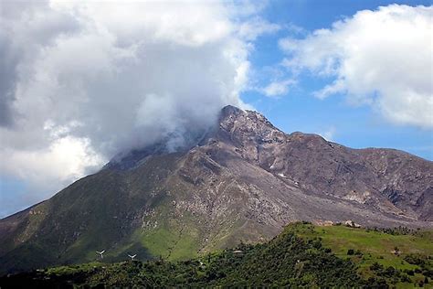 The 1995 Eruption of the Soufrière Hills Volcano in Montserrat - WorldAtlas.com