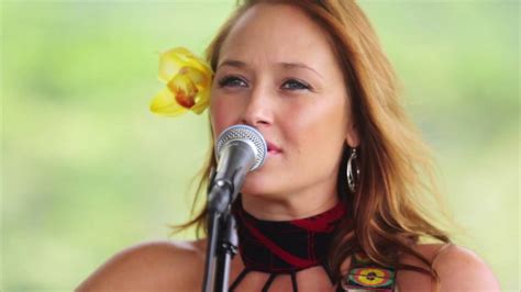 KING'S HAWAIIAN PRESENTS: Anuhea - Shoulders - YouTube