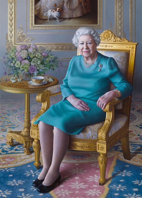 Artist Creates Hyperrealistic Portrait of Queen Elizabeth II