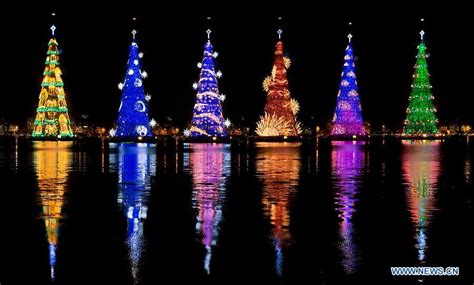 Giant Christmas trees seen in Brazil - People's Daily Online