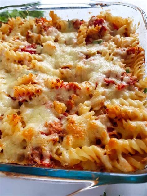 Healthy Tuna Pasta Bake - So Easy! - Hint of Healthy