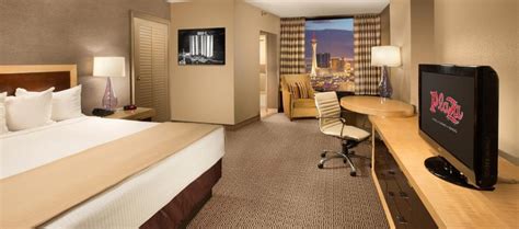 Pool Patio Room | Downtown Las Vegas | Plaza Hotel Casino