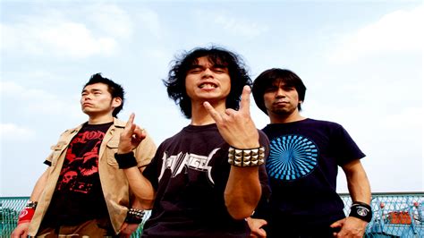 Download "Electric Eel Shock" wallpapers for mobile phone, free "Electric Eel Shock" HD pictures